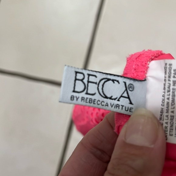 Becca Pink Crochet Bikini, size medium - Picture 10 of 12